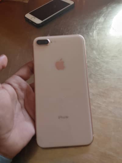Apple iPhone 8 Plus