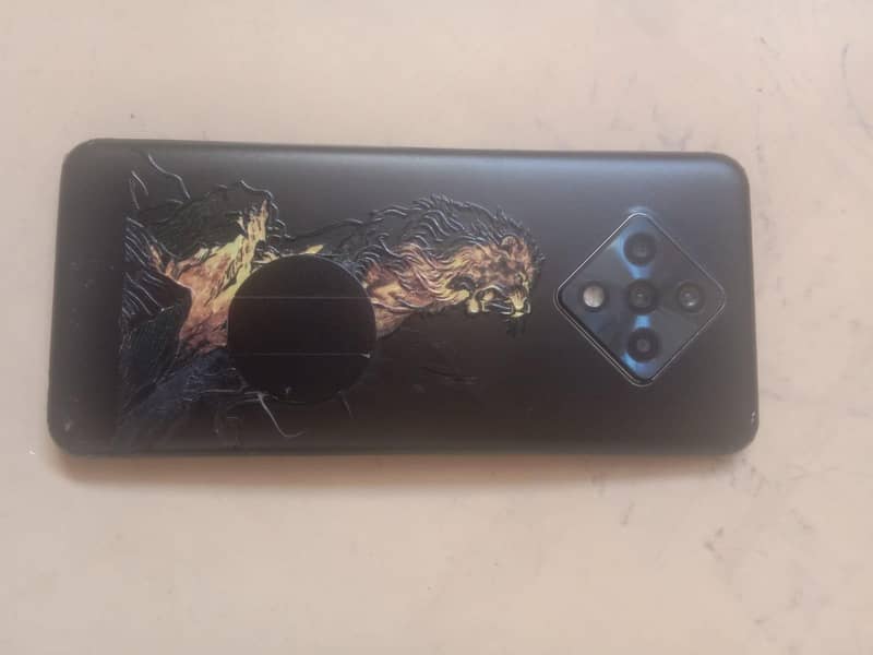 Infinix Zero 8 1