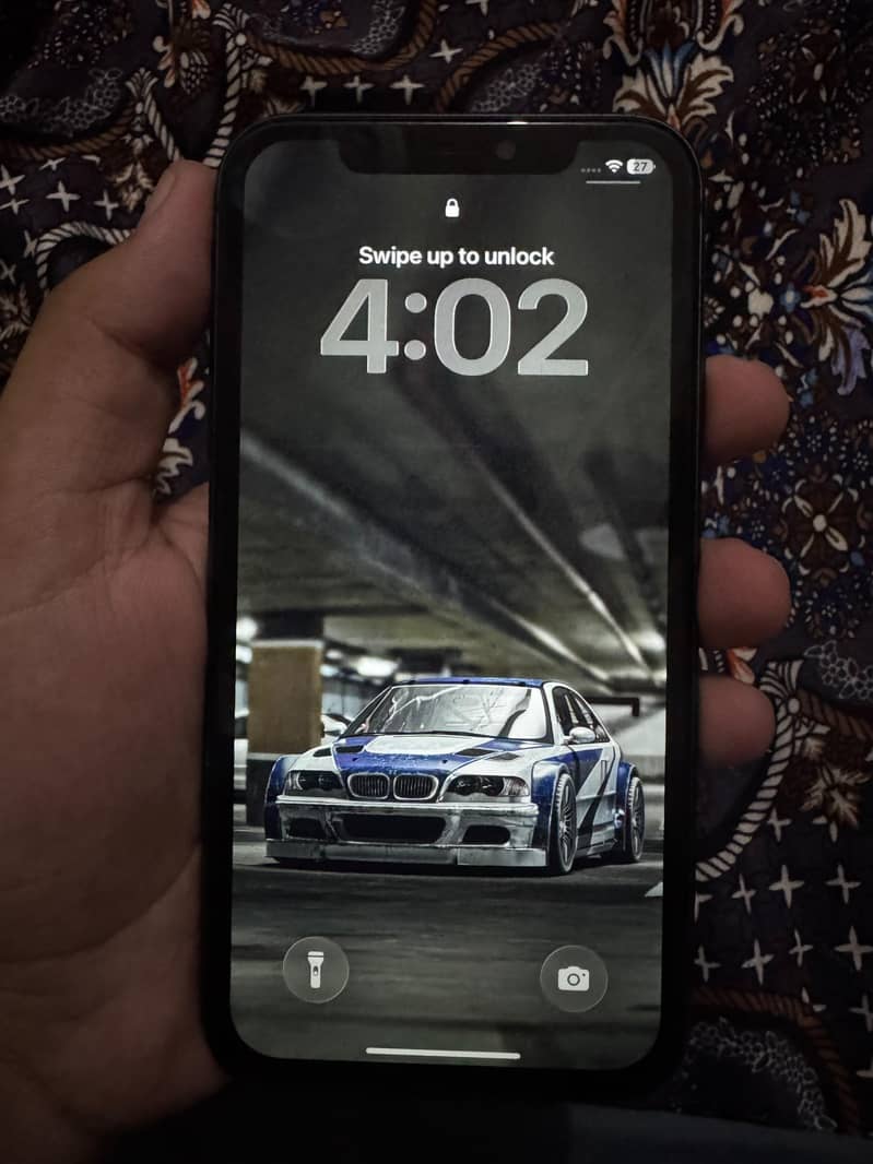 Apple iPhone 11 0