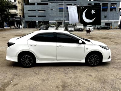 Toyota Corolla 1.6 Altis 2023 AUTOMATIC