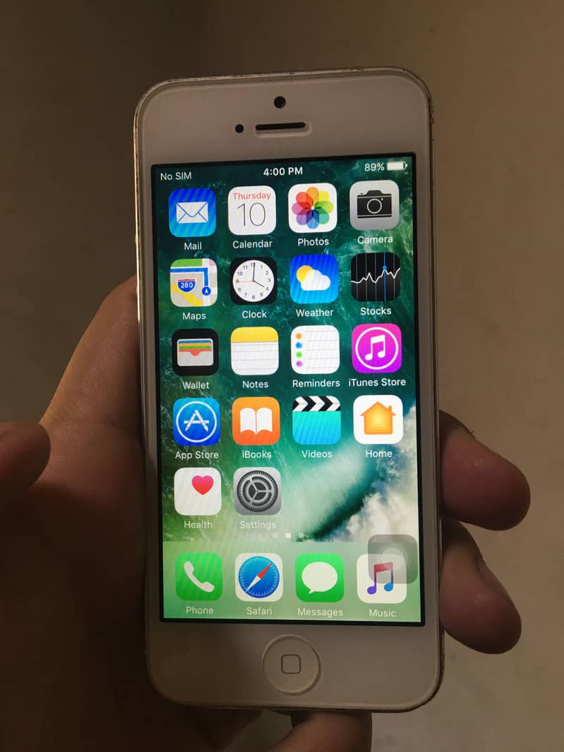 Apple iPhone 5 7