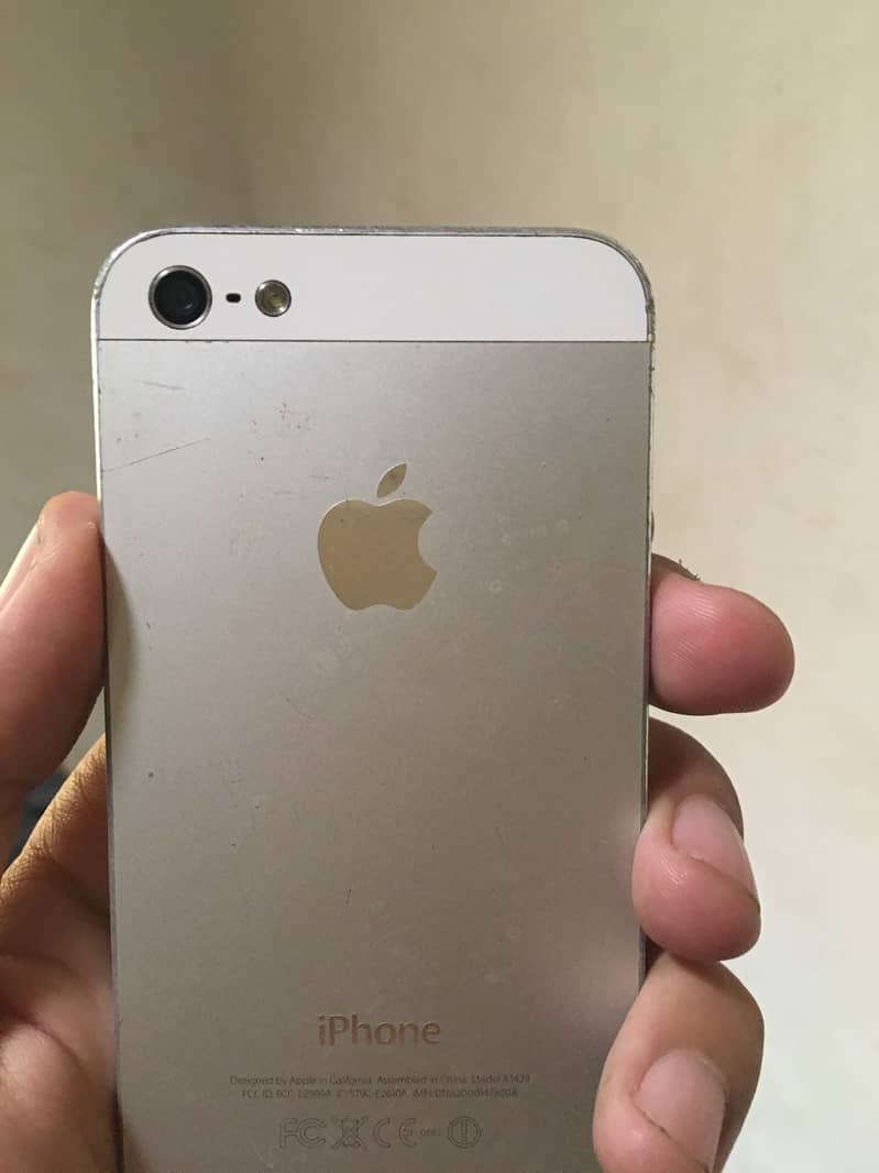 Apple iPhone 5 10