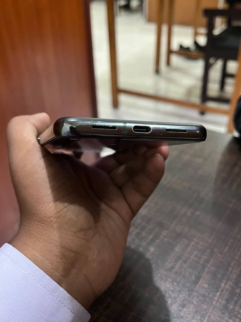Google Pixel 8 Pro 3