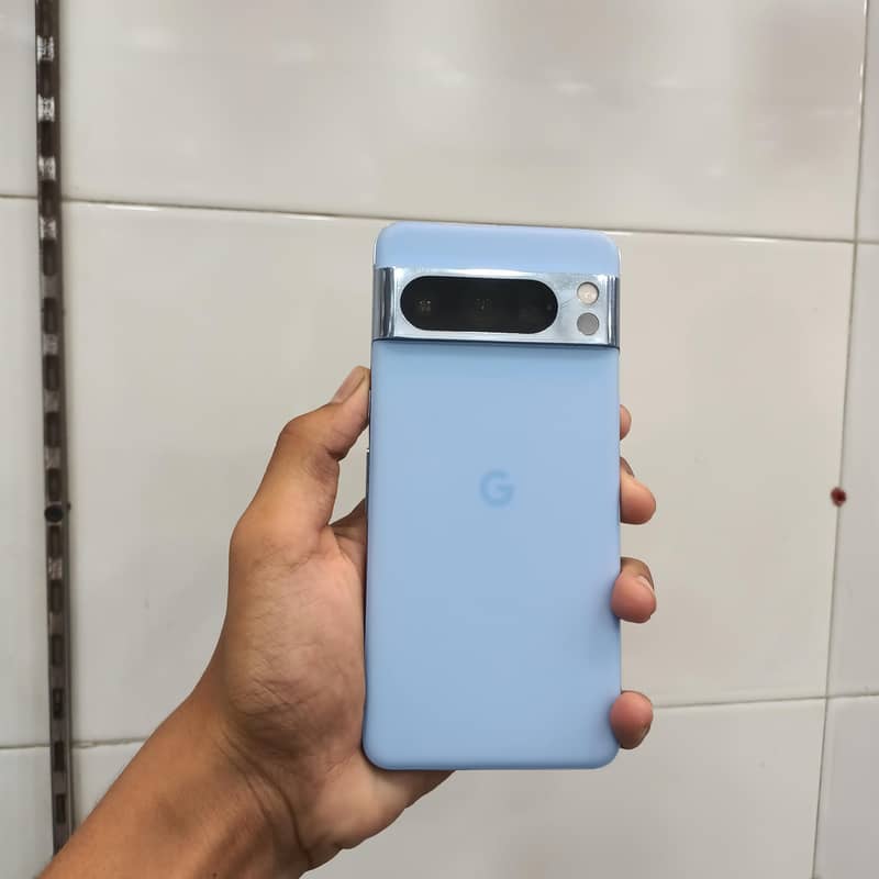 Google Pixel 8 Pro 0