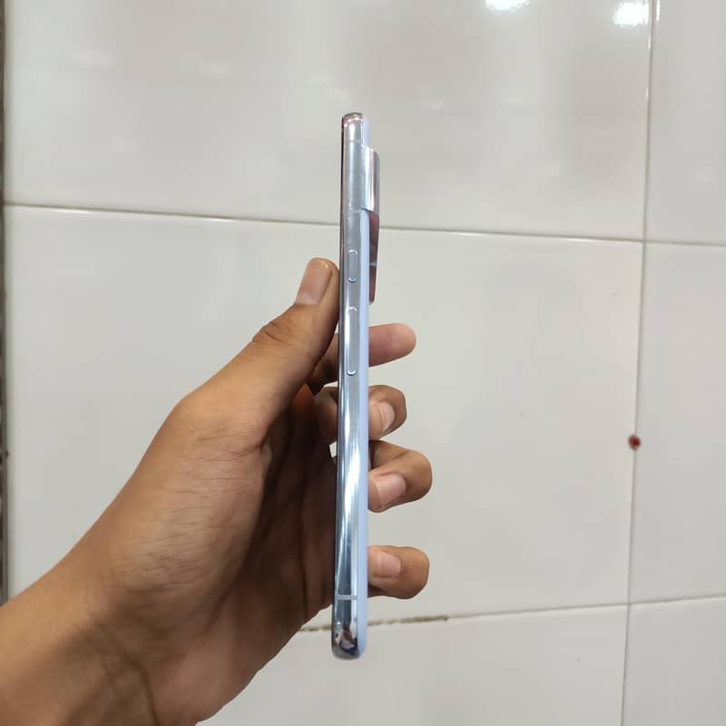 Google Pixel 8 Pro 3