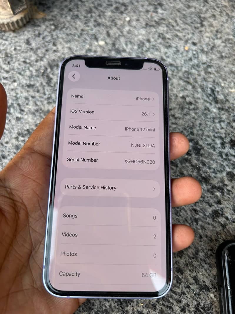 Apple iPhone 12 mini 4