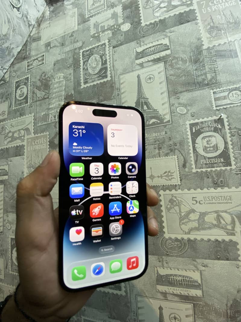 Apple iPhone 14 Pro 0