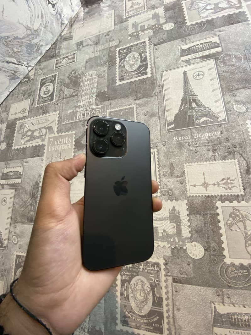 Apple iPhone 14 Pro 3