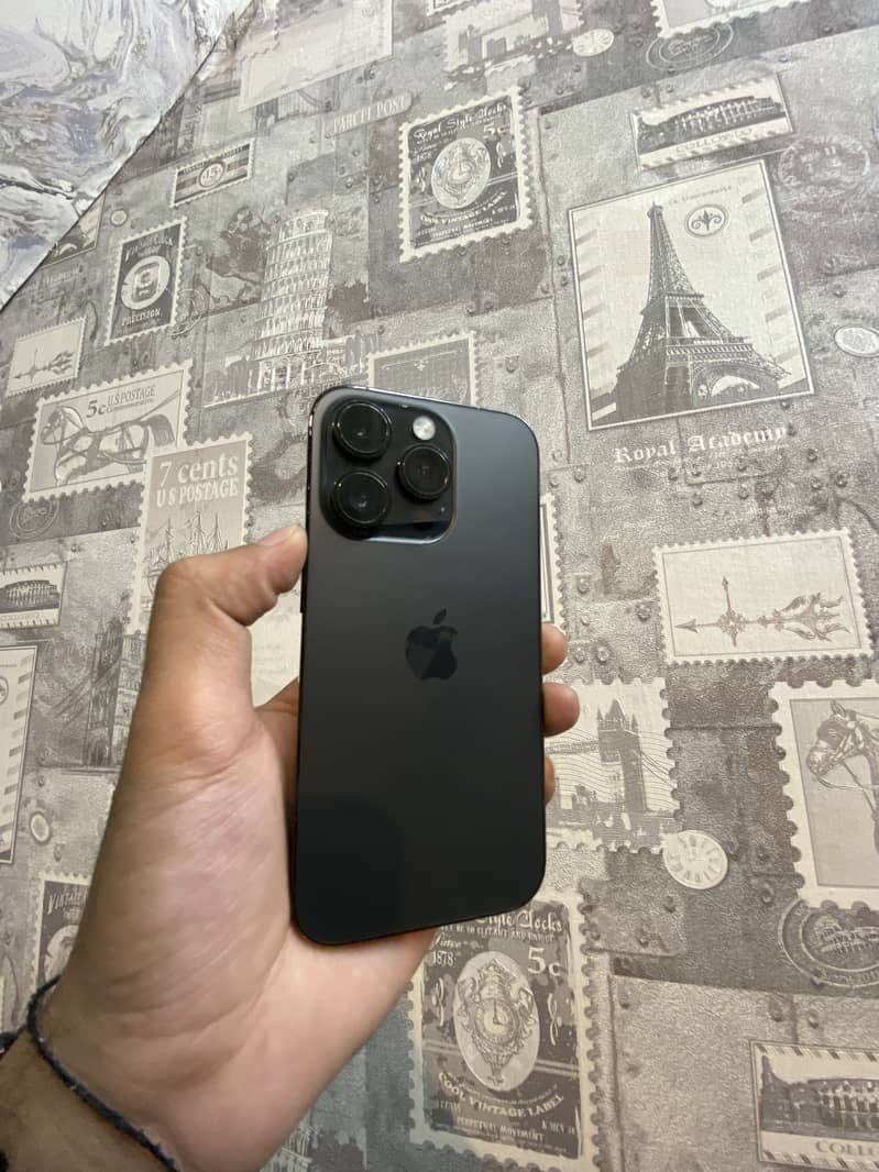 Apple iPhone 14 Pro 4