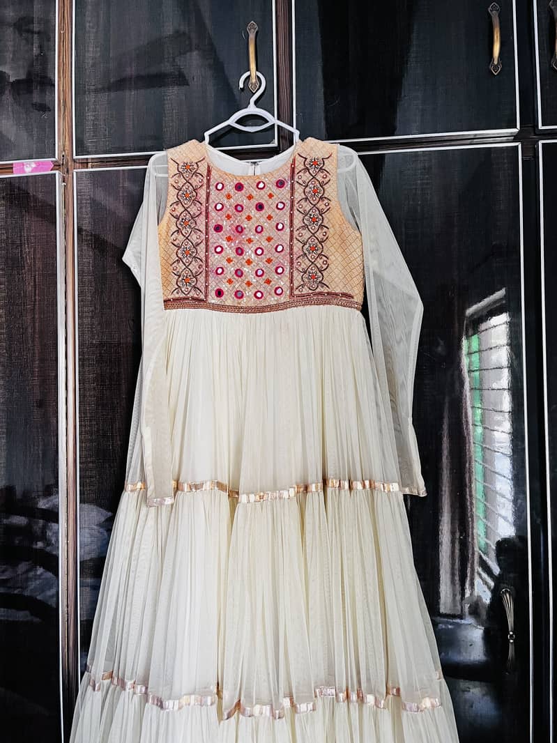 White maxi 1