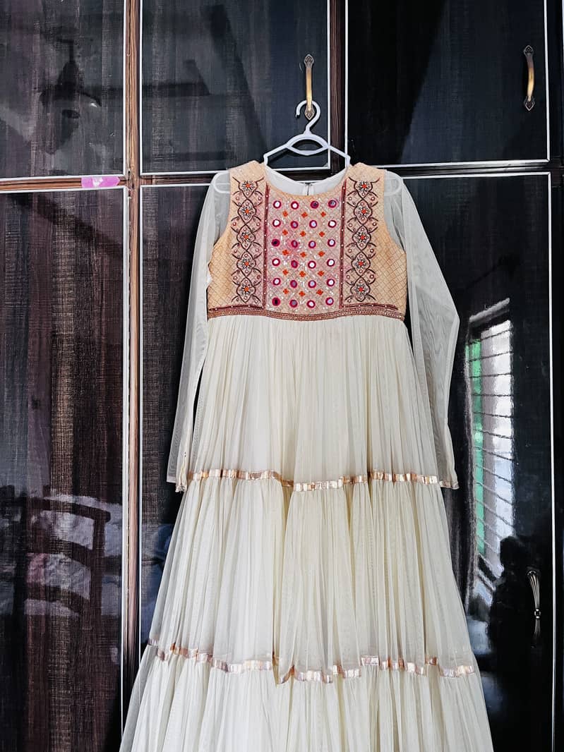 White maxi 3