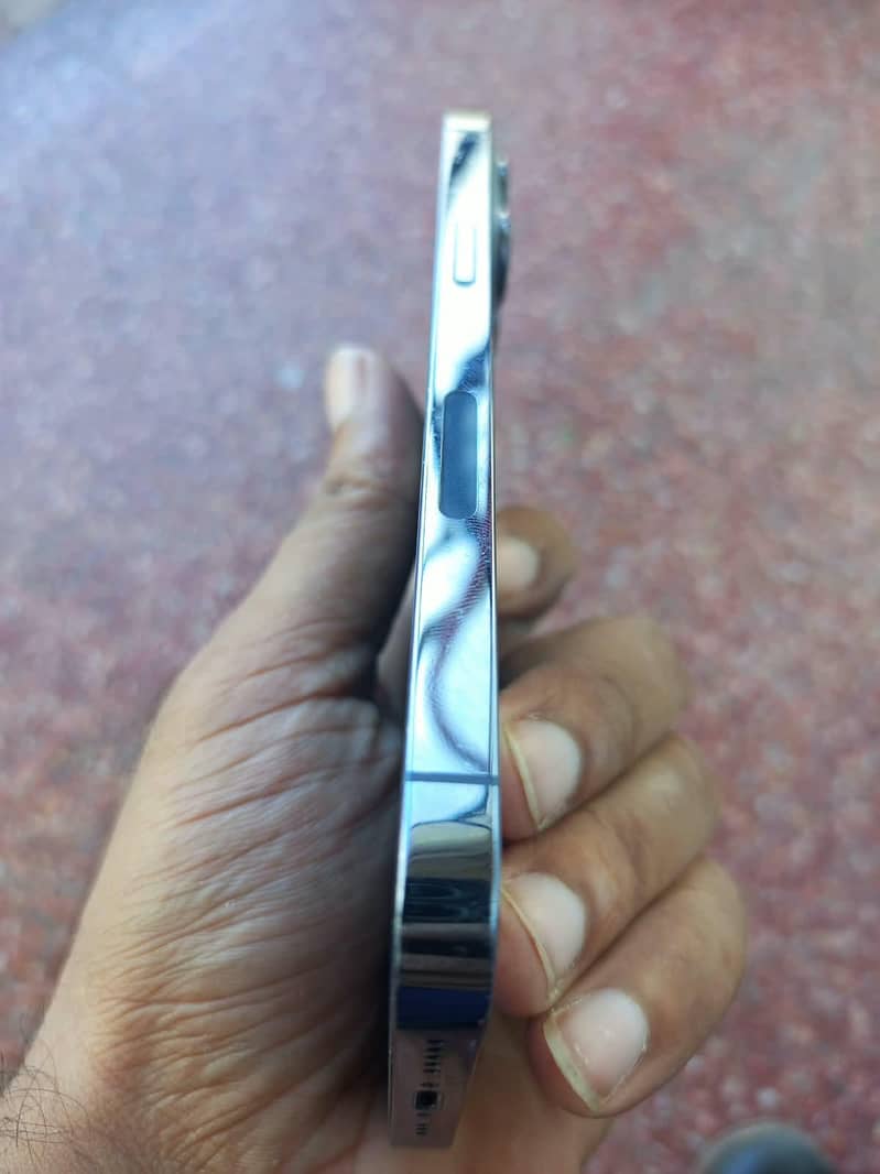 Apple iPhone 13 Pro 5