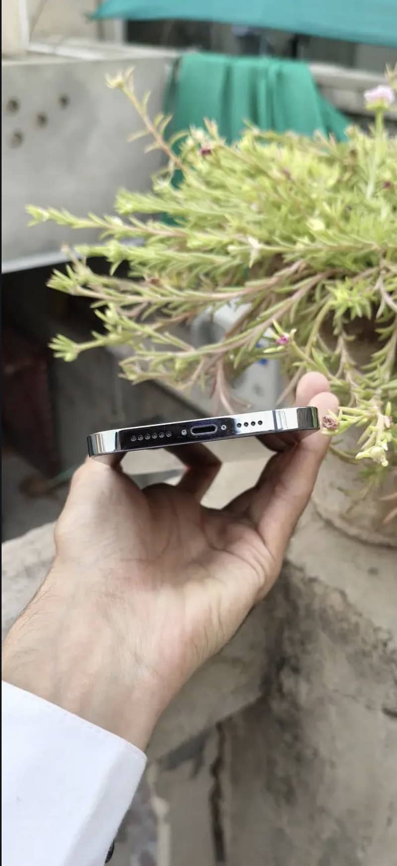 Apple iPhone 13 Pro Max 4