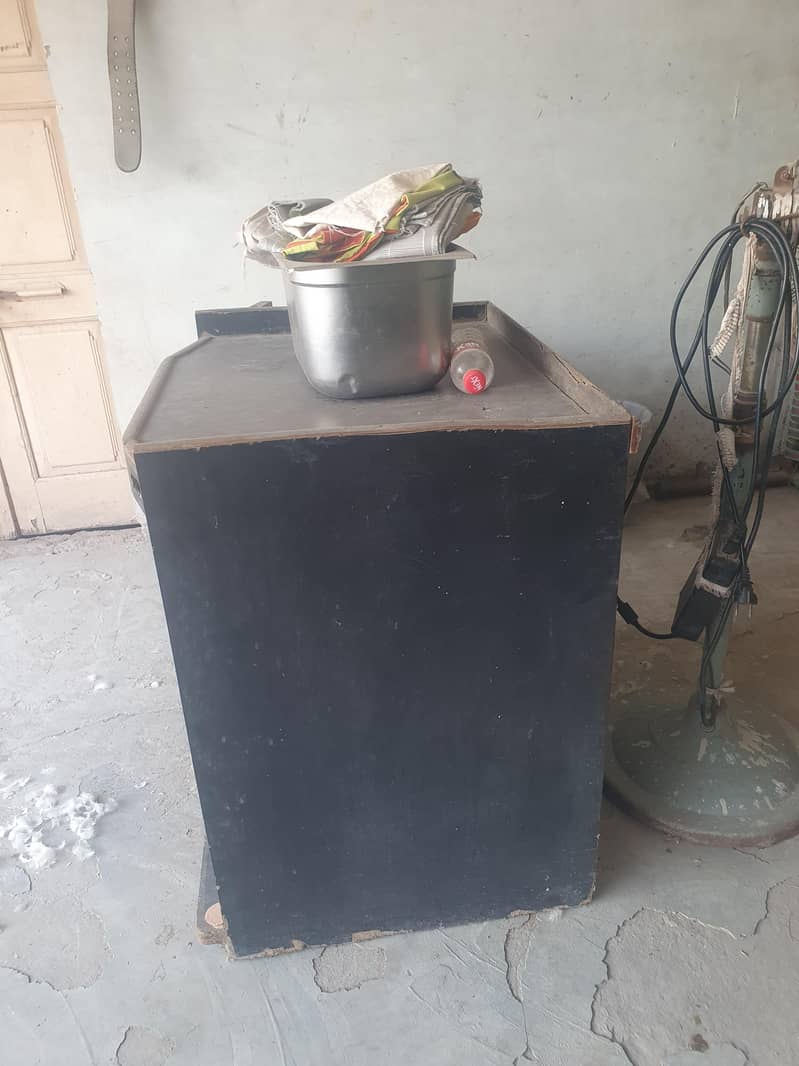 old tv trolley 1