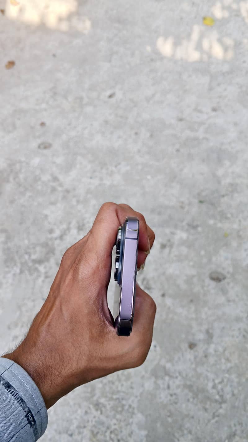 iPhone 14 Pro Sim time available 7