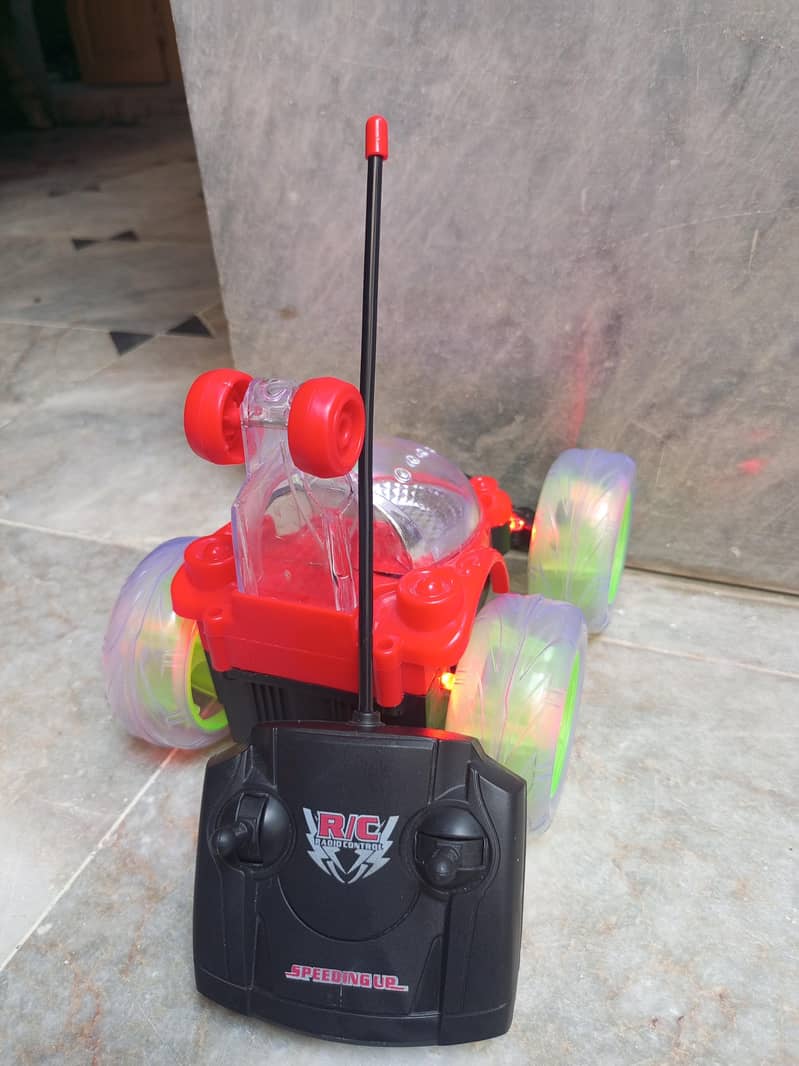 rechargeable big size remote control dancing car 1