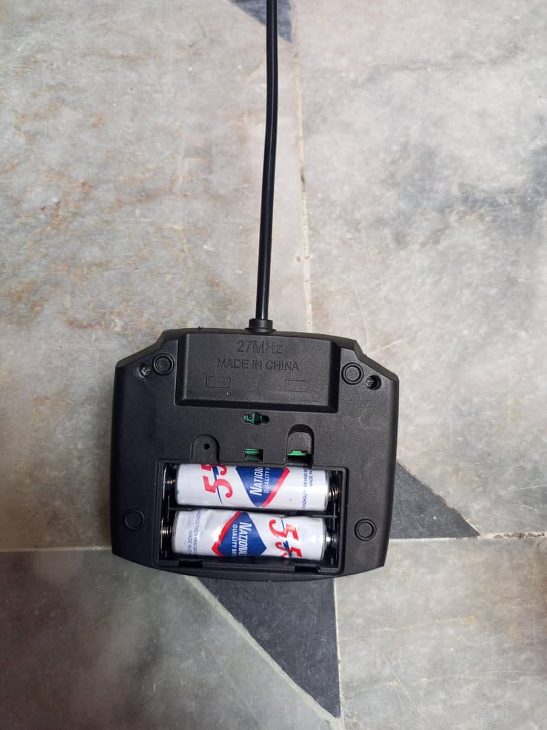 rechargeable big size remote control dancing car 11