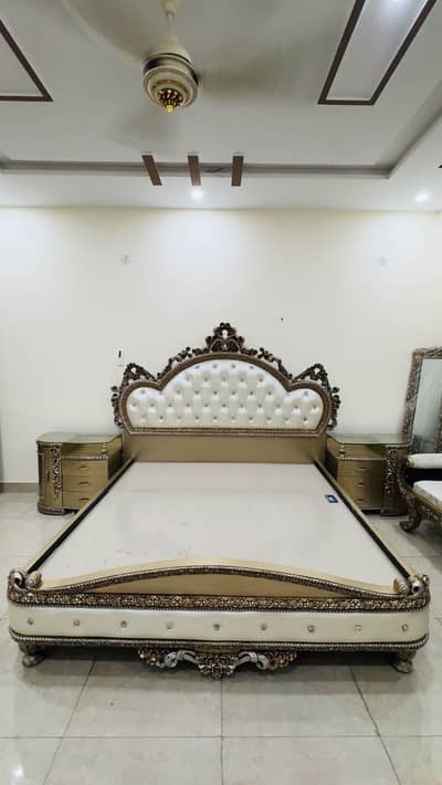 ELEGANT BED SET FOR SALE