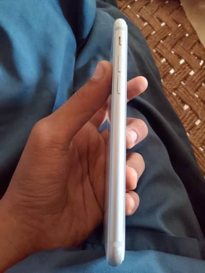 Apple iPhone 8