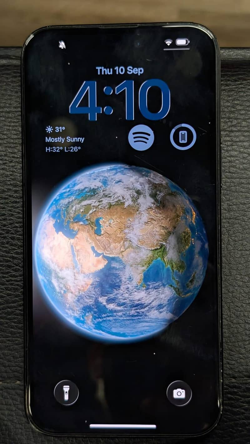 iPhone 16 Plus jv 4