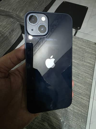 Apple iPhone 13