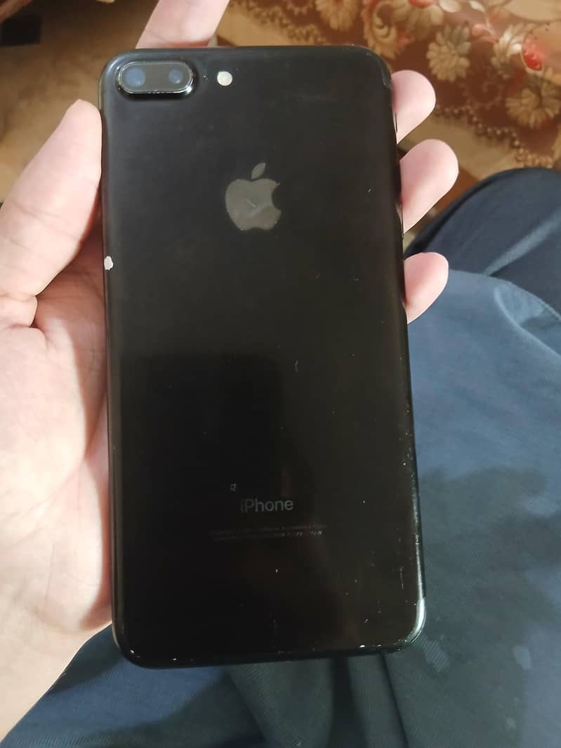 Apple iPhone 7 Plus 1