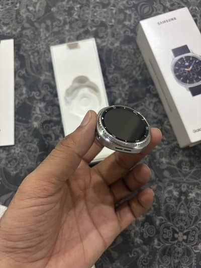 Samsung galaxy watch 8 Classic 46mm (just box opened)