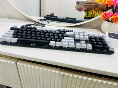 RGB lights mechanical keyboard