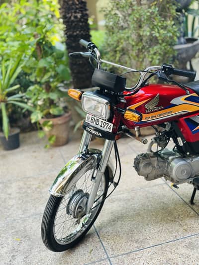Honda CD 70 2025 model brand new bike only 7k driven honda maintained