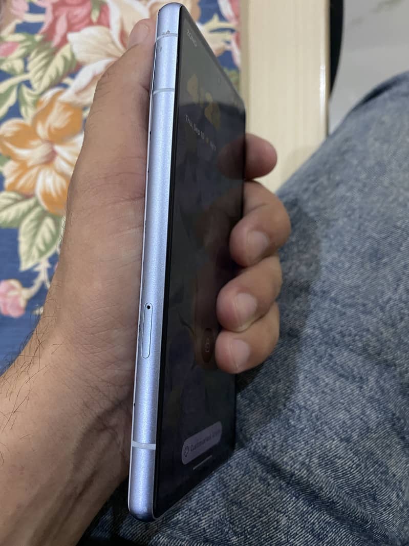 Google Pixel 7a 5