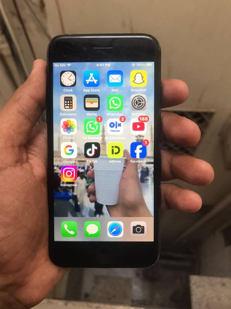 IPhone 7 4