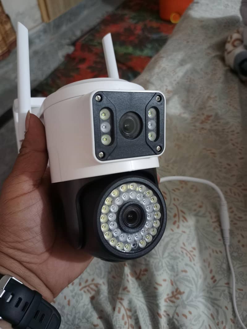 PTZ Camera 10