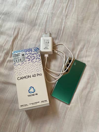 Tecno CAMON 40 Pro
