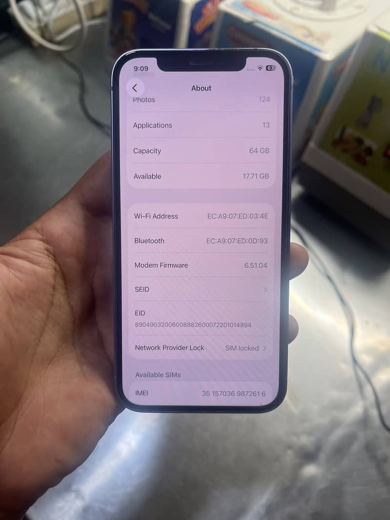 Apple iPhone 12 4