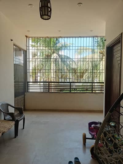 Upper Portion 260 Sq Yd Block 15 Gulistan E Johar