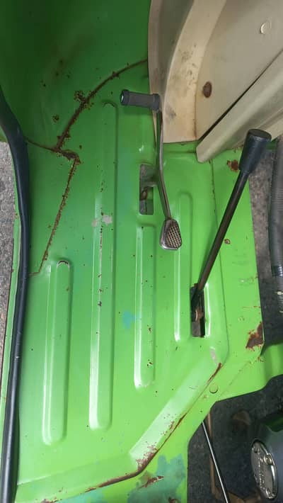 new Asia auto rickshaw 10 by 10 document clear new tyre new battery