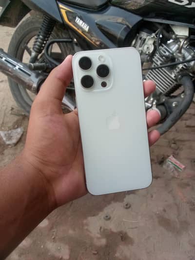 Apple iPhone 15 Pro Max