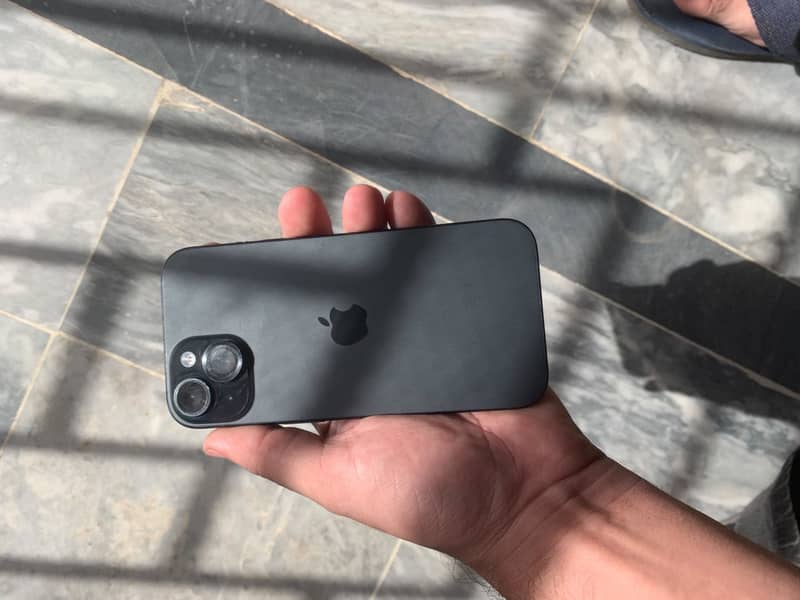 Apple iPhone 15 1
