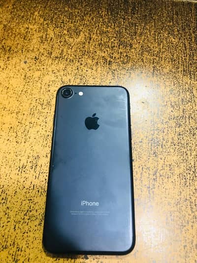 Apple iPhone 7