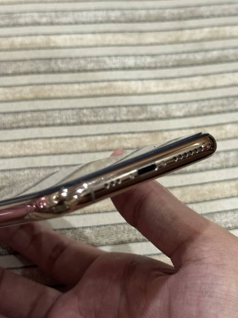 Apple iPhone 11 Pro 5