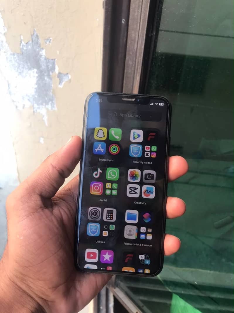 Apple iPhone X 1