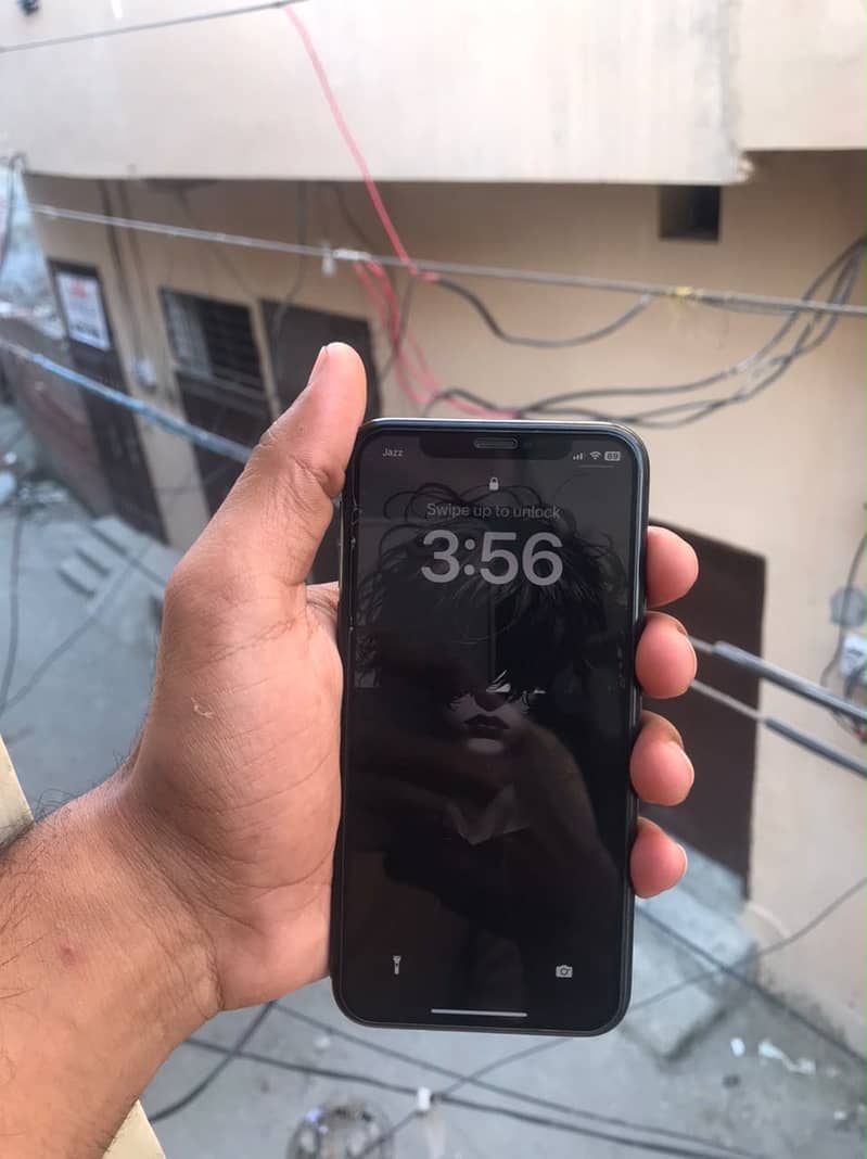 Apple iPhone X 5