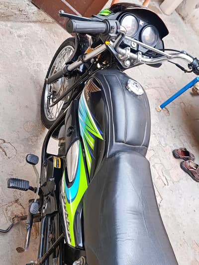Self Used Bike Hy Original Documents Number Plates Copy Biometric
