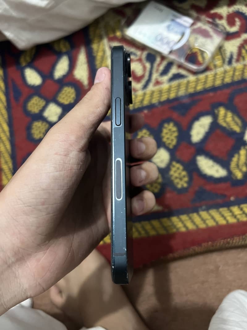 Apple iPhone 14 7