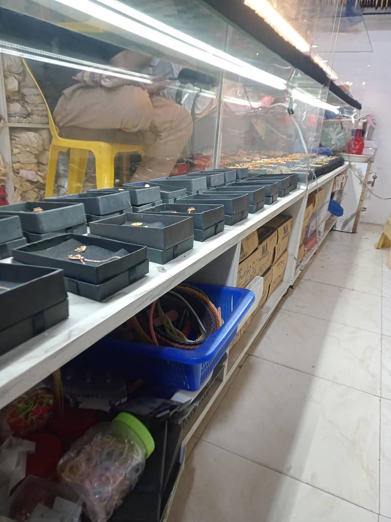 2 Counters 3