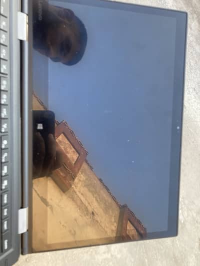 Lenovo Thinkpad yoga Core I7 six generation 16Gb ram and 256GB SSD