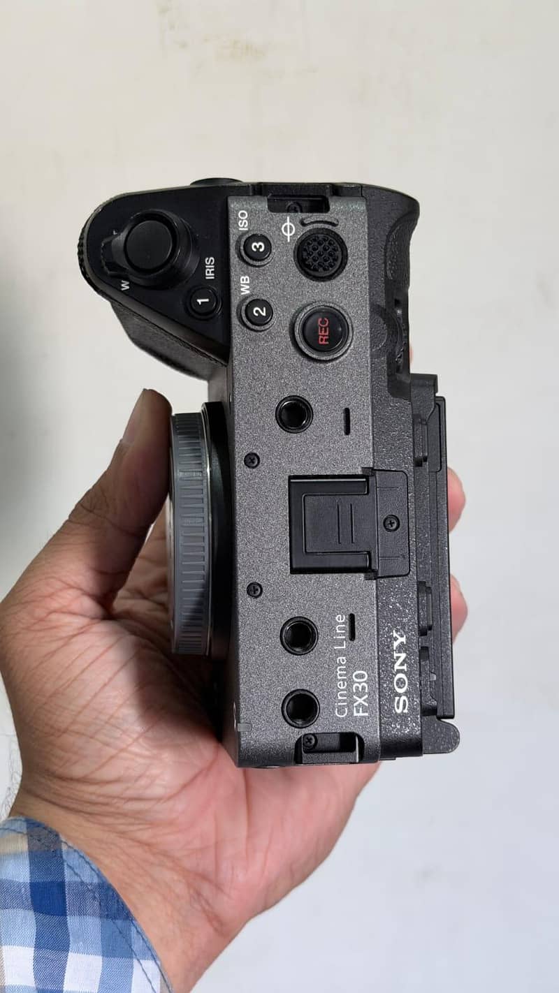 Sony FX30 6