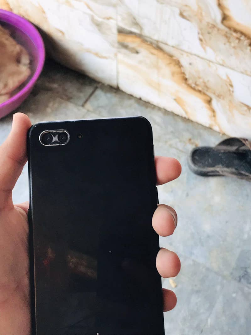 Realme C1 4