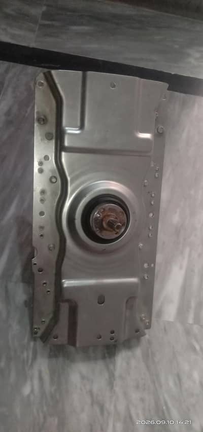 Semi Auto Washing Machine Gearbox - Clutch Assembly - Working