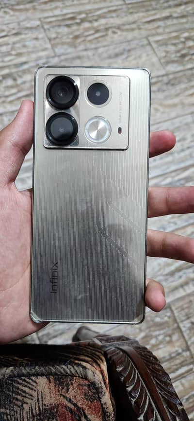 Infinix Note 40